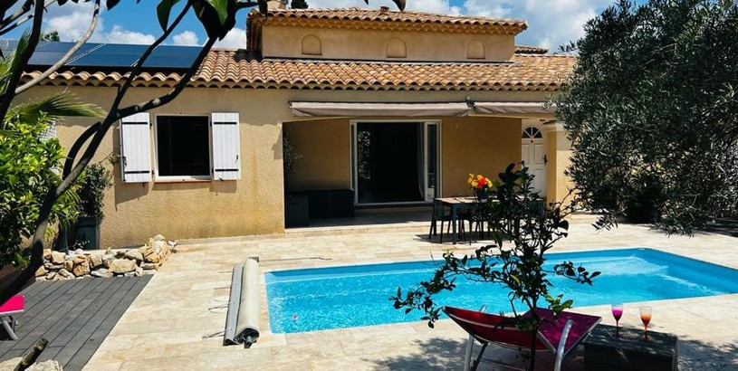 Holiday home Peaceful 4 stars eco-friendly villa with private pool and parking