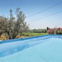 Дом отдыха Stunning home in Visan with 2 Bedrooms, Private swimming pool and Outdoor swimming pool