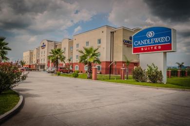 Hotel Candlewood Suites New Iberia, an IHG Hotel