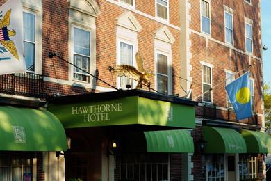 Отель Hawthorne Hotel