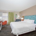 Отель Hampton Inn & Suites Kansas City-Merriam