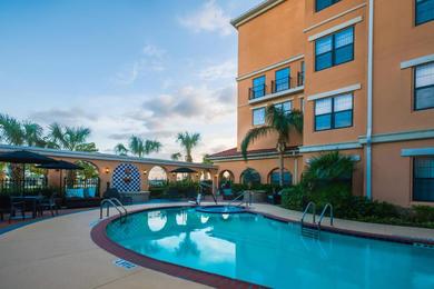 Отель Residence Inn by Marriott Laredo Del Mar