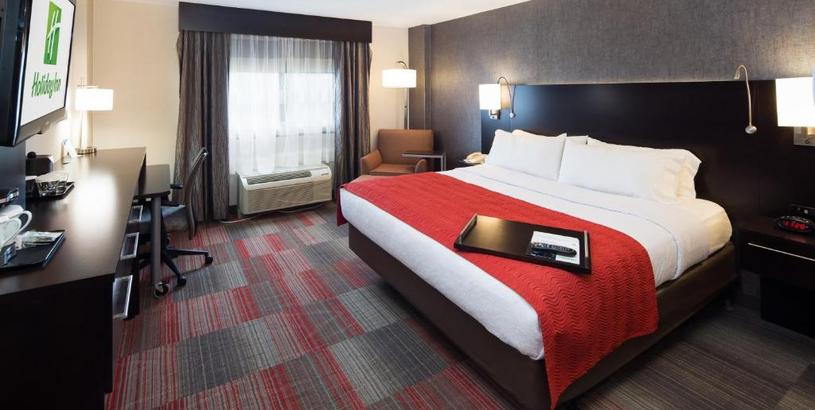 Hotel Holiday Inn Milwaukee Riverfront, an IHG Hotel