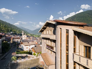 Отель Hotel Vezza Alpine Lodge & Spa
