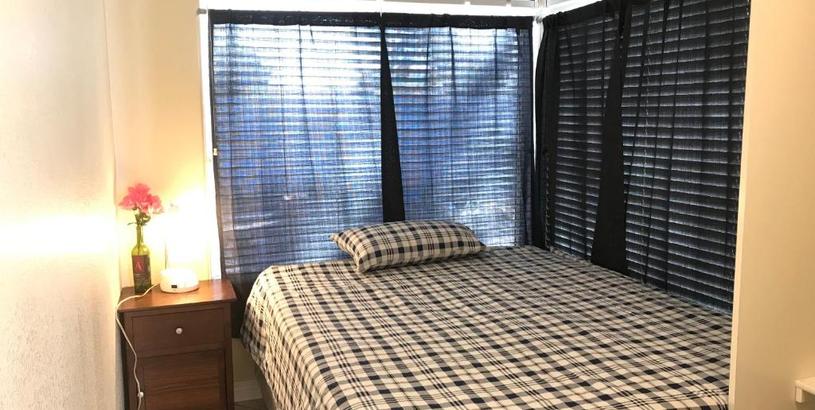 Гостевой дом New bedroom queen size bed at Las Vegas for rent-4
