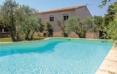 Holiday home Beautiful home in St Paul Trois Chteaux with 3 Bedrooms, WiFi and Outdoor swimming pool