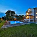 Holiday home Deluxe Villa Golubica w/ Swimming pool