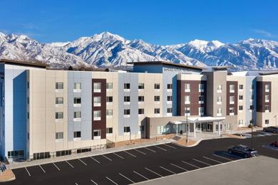 Отель TownePlace Suites Salt Lake City Murray