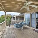 Holiday home Charming Point Venture Townhome with Lake View!