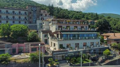 Отель Hotel Primavera Dell'Etna