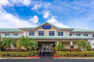 Hotel MainStay Suites at PGA Village