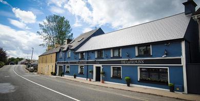 Guest house The Leitrim Inn and Blueway Lodge