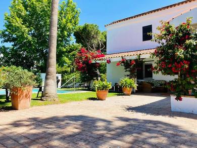 Villa Villa América con Piscina en Urbanización Roche Conil Cádiz Andalucía España