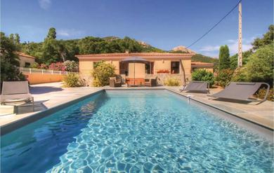 Holiday home Stunning Home In Algajola With Wifi, Outdoor Swimming Pool And Swimming Pool