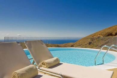 Villa Villa with Heated Pool Access in Luxury Golf Resort