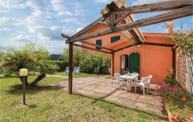 Holiday home Three-Bedroom Holiday Home in Capoliveri -LI-