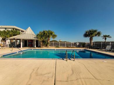 Holiday home Modern updated condo in Fort Morgan beach front with private balcony