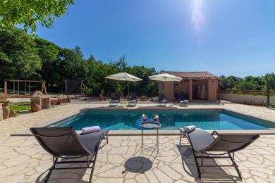 Вилла Beautiful villa Stora Kuca with private pool in Labin - Rabac