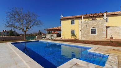 Villa Istrian villa Orbanići with private pool for up to 12 persons