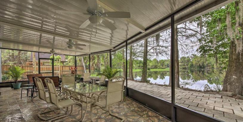 Дом отдыха Waterfront Dunnellon Home with Private Dock and Lanai!