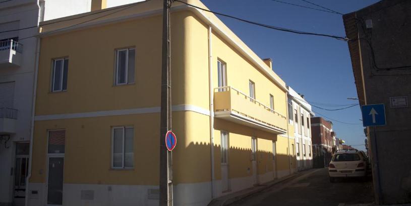 Апартаменты Friendly Peniche Apartment