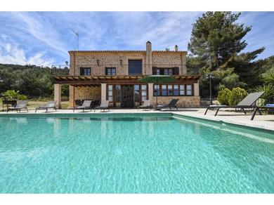  Beautiful country house with pool and panoramic views