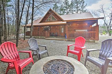 Holiday home Rustic Pet-Friendly Cabin, 5 Mi to Broken Bow Lake