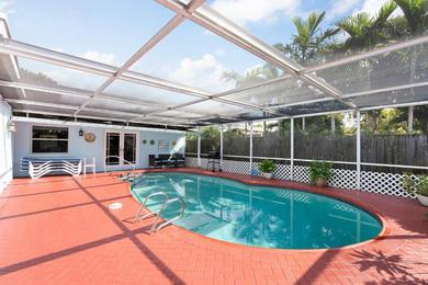 Gorgeous 3 BDR, Amazing BBQ area, Pool and more