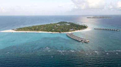 Отель Amari Raaya Maldives