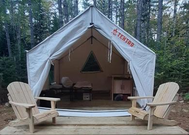Luxury tent Tentrr Signature Site - Spellbound Farm's Midcoast Haven