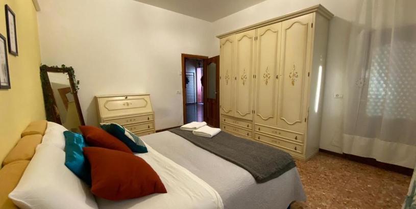 Apartments CASA ROSMARY, family and parking for Venice