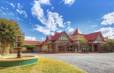 Мотель The Lodge Outback Motel