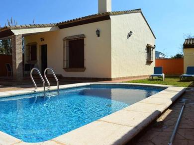Villa Chalet con piscina privada solo para familias y parejas roche viejo 1
