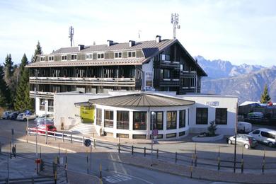Отель Hotel Dolomiti Chalet