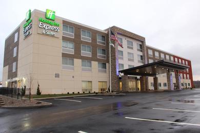 Отель Holiday Inn Express & Suites - Marietta, an IHG Hotel