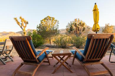Holiday home @ Marbella Lane - 10 Acres Oasis Desert Retreat!