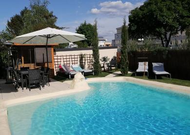 Апартаменты Belle Etage geräumige Ferienwohnung mit Pool und Sauna
