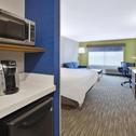 Отель Holiday Inn Express & Suites Grand Rapids Airport North, an IHG Hotel
