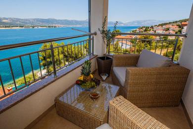 Apartment IslandSea - high end retreat with breathtaking sea views