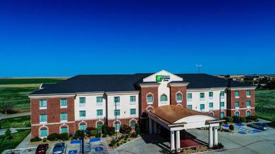 Hotel Holiday Inn Express Hotel & Suites Pampa, an IHG Hotel