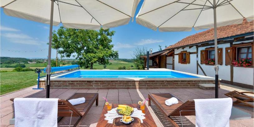 Holiday home Beautiful home in Sveti Ivan Zabno with 3 Bedrooms, WiFi and Outdoor swimming pool
