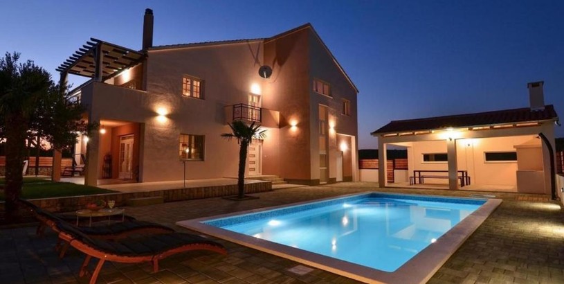 Hotel Apartment Villa Luana with private pool