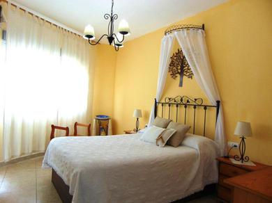 Holiday home 3 bedrooms house with furnished terrace at Mingorria