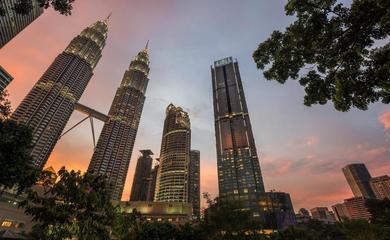 Отель Four Seasons Hotel Kuala Lumpur
