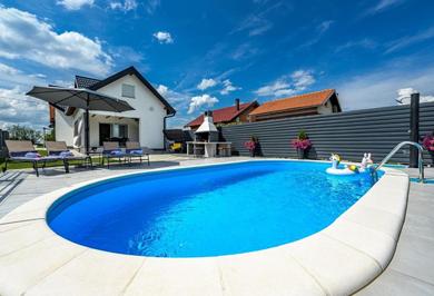 Villa Luxury villa with a swimming pool Varazdin Breg, Zagorje - 20537