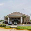 Motel Quality Inn & Suites near Coliseum and Hwy 231 North