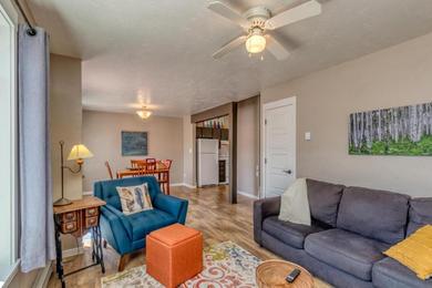 Apartments Ridges Retreat - Cozy home with Patio & Garage, Free Wifi & Pets Welcome
