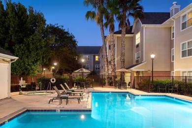 Отель Residence Inn San Diego Sorrento Mesa/Sorrento Valley