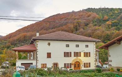 Guest house Casa Rural Lenco