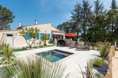 Вилла Villa de charme avec piscine chauffée & cigales